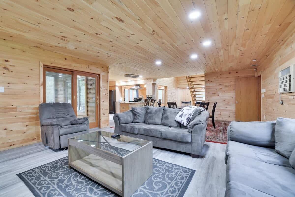 Relax In Blakeslee - Spacious 5Br Home With Bbq Exterior foto